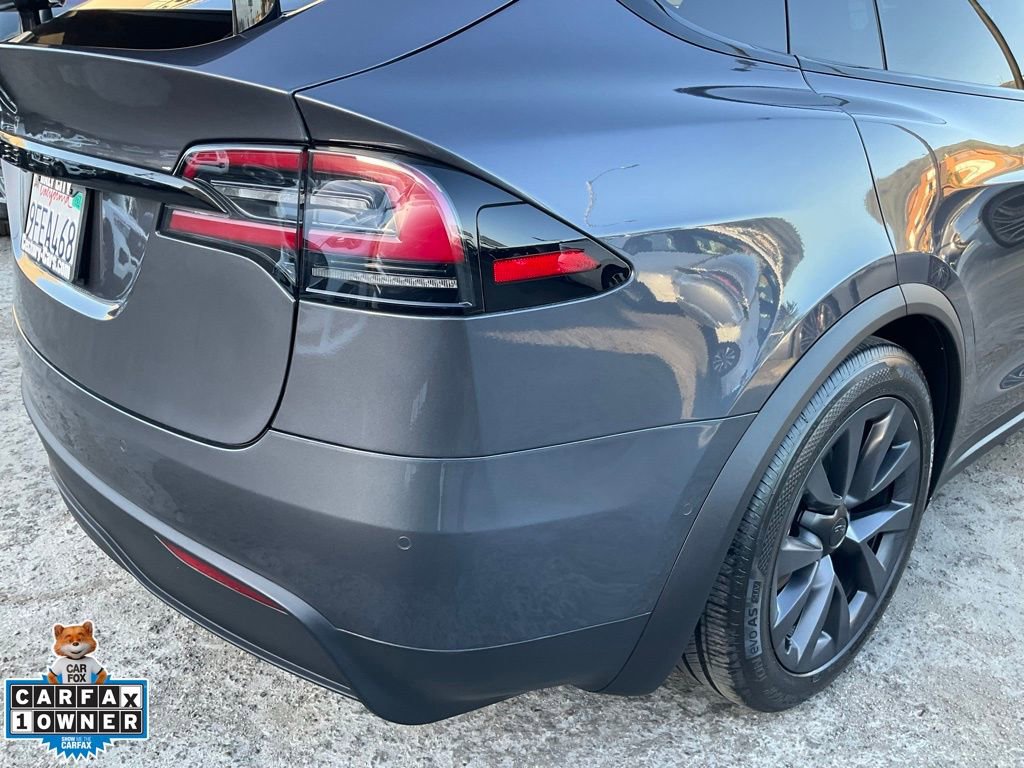 Used 2023 Tesla Model X image 98