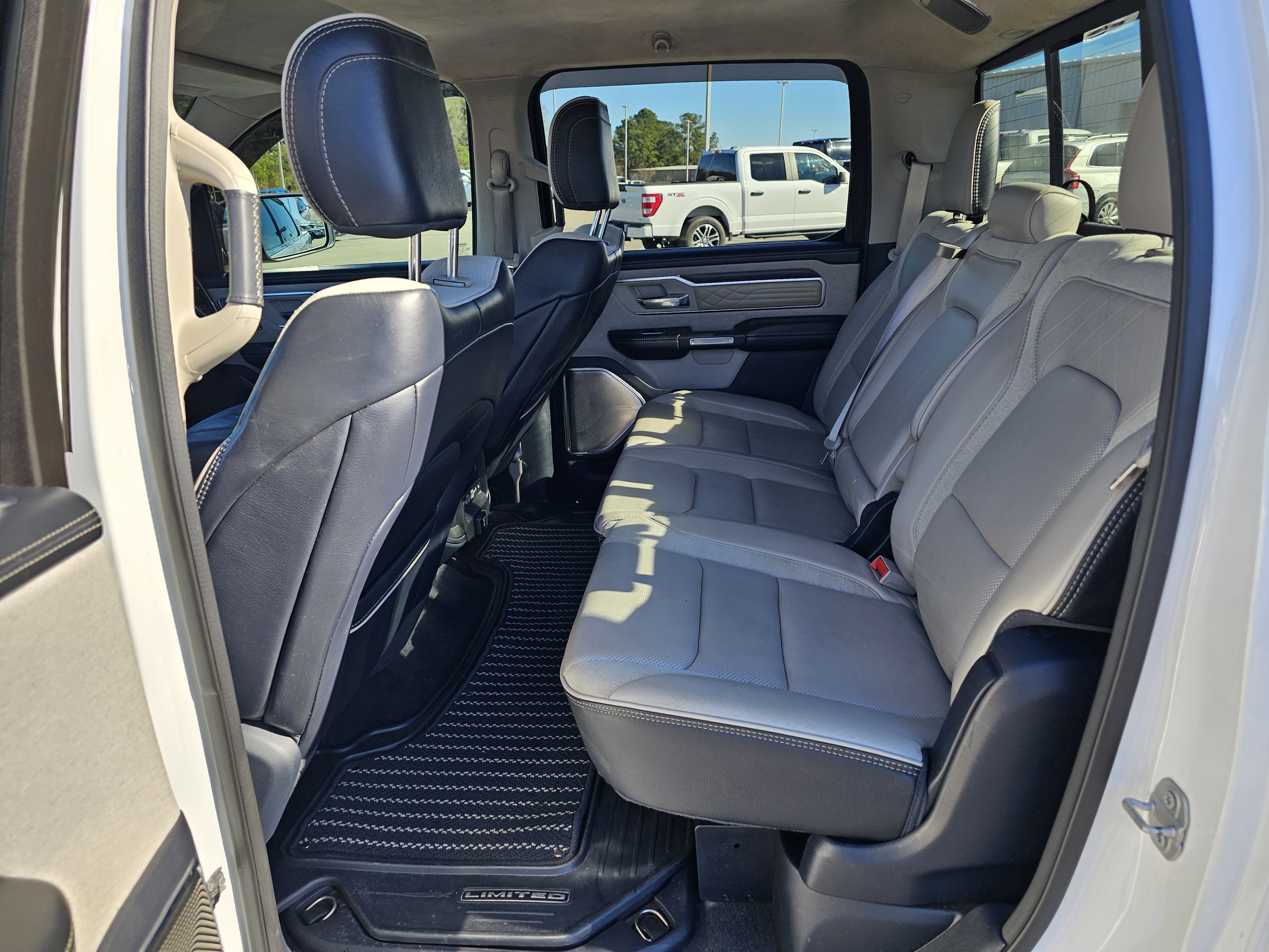 Used 2022 RAM 1500 Limited image 33