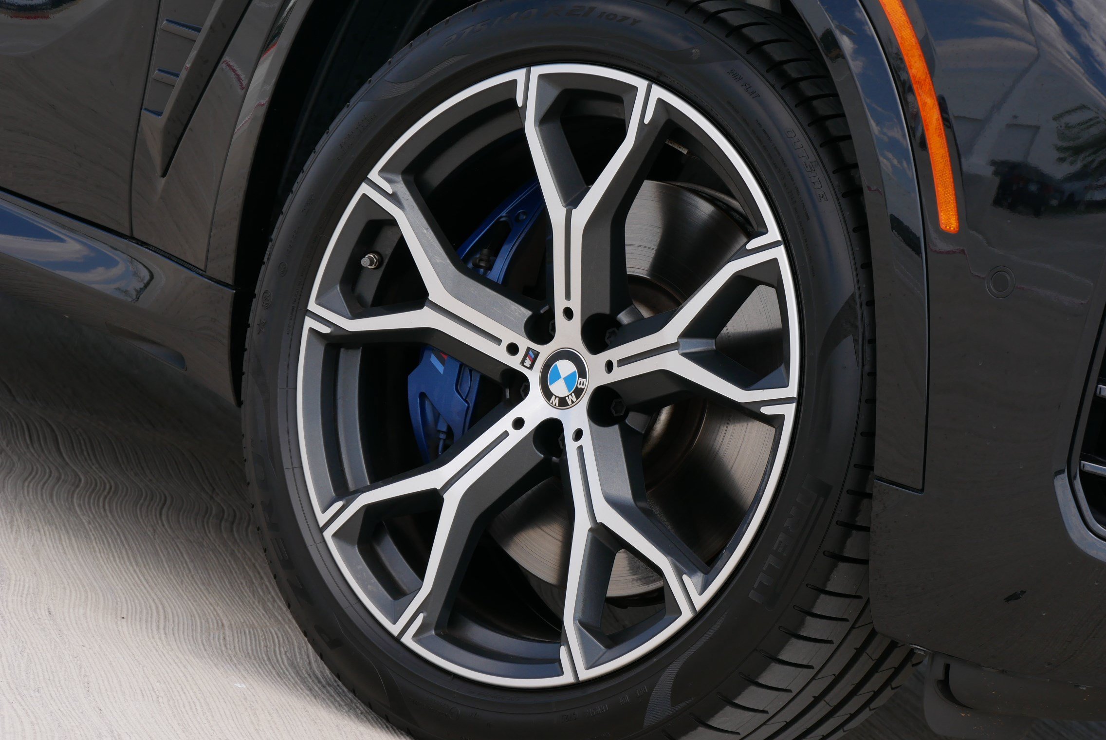 Certified 2026 BMW X5 M60i AWD/4WD image 11