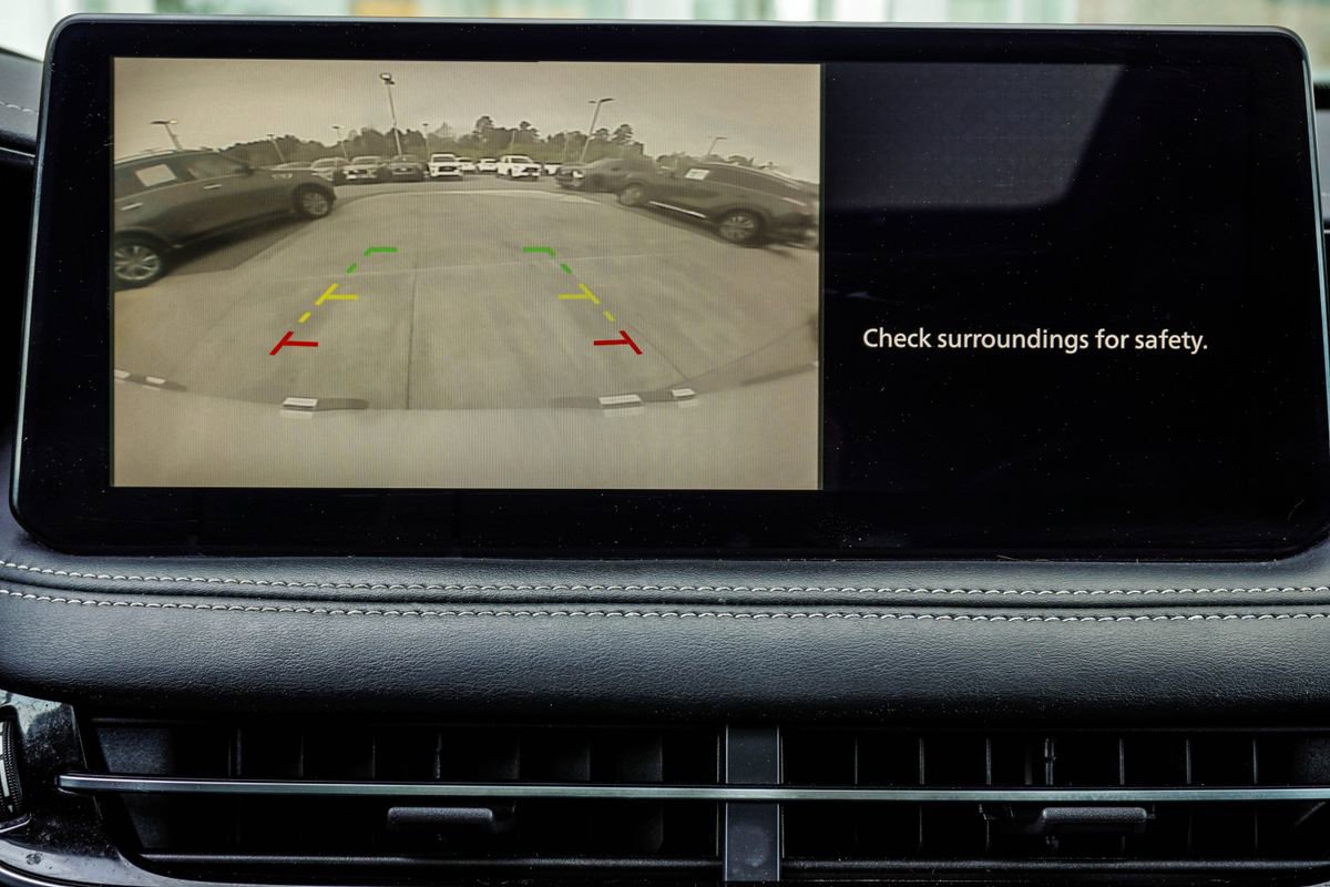 Used 2023 INFINITI QX60 Pure image 25