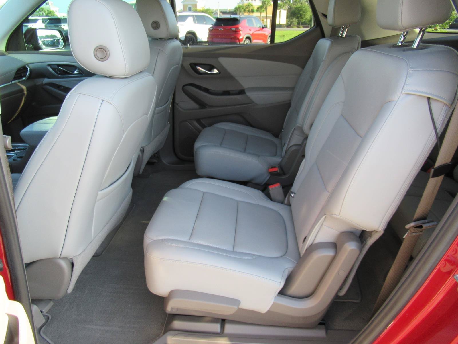 Used 2019 Chevrolet Traverse Premier w/ Driver Confidence II Package FWD image 35