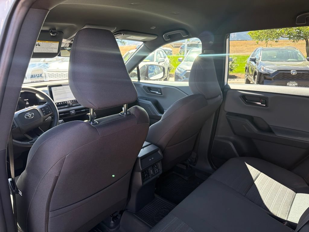 Used 2026 Toyota RAV4 SE w/ Convenience Package AWD/4WD image 21