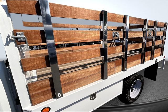 Used 2024 Ford F450 XL w/ XL Chrome Package image 9