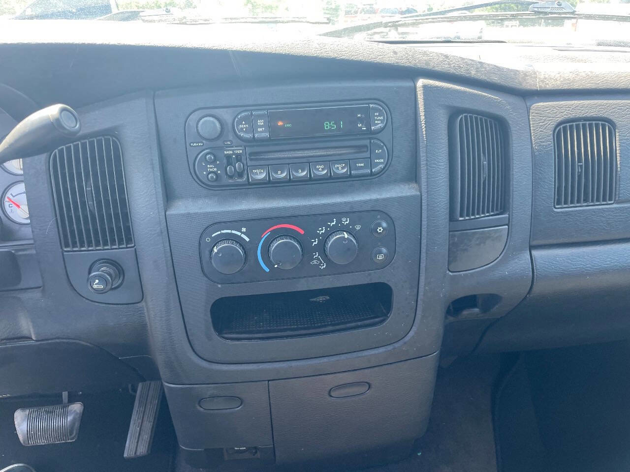 Used 2003 Dodge Ram 1500 Truck ST image 11