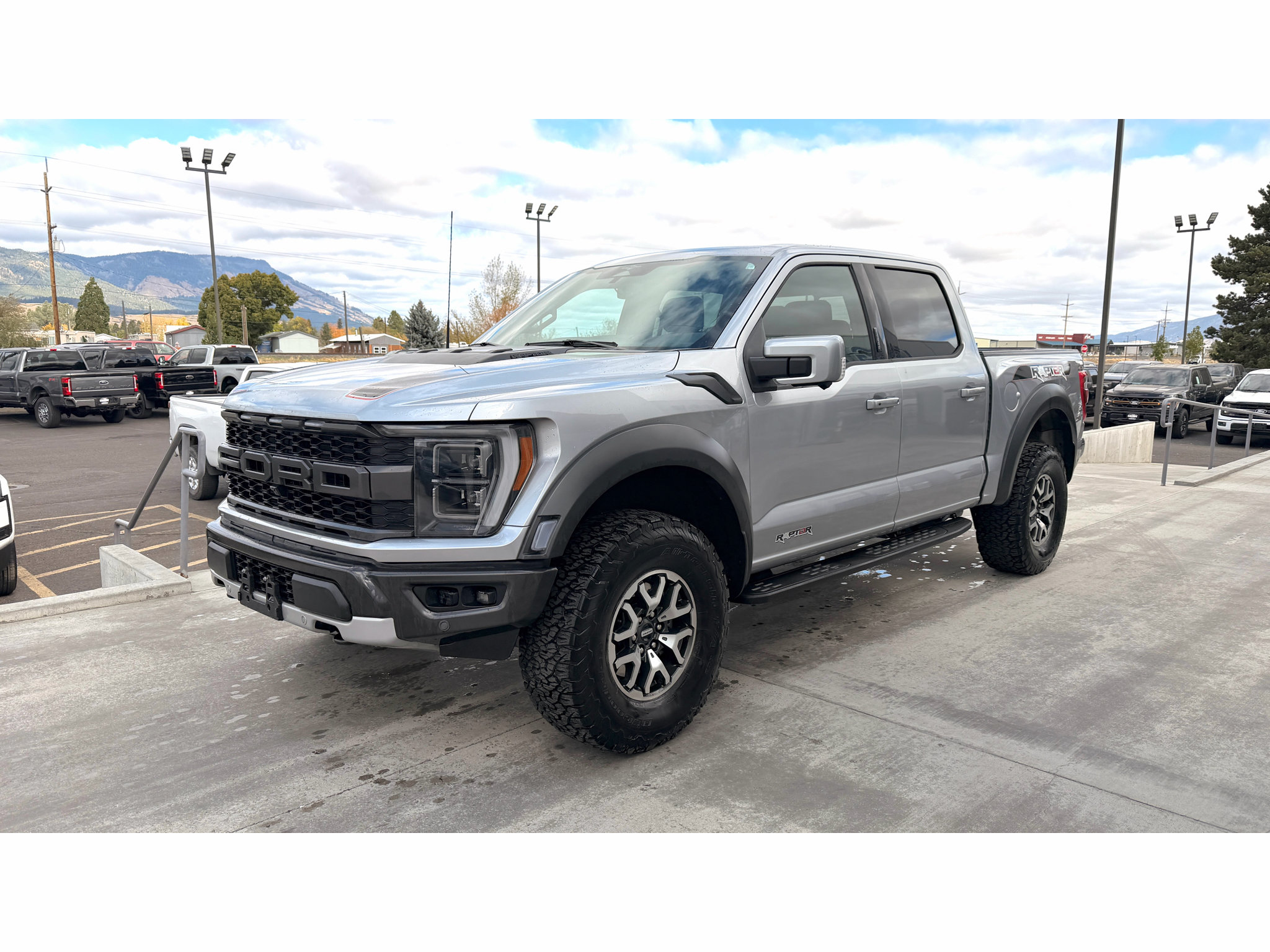 Used 2023 Ford F150 Raptor AWD/4WD image 5