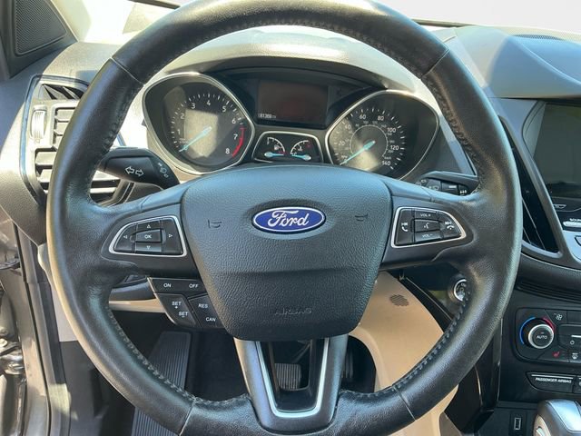 Used 2019 Ford Escape Titanium AWD/4WD image 13