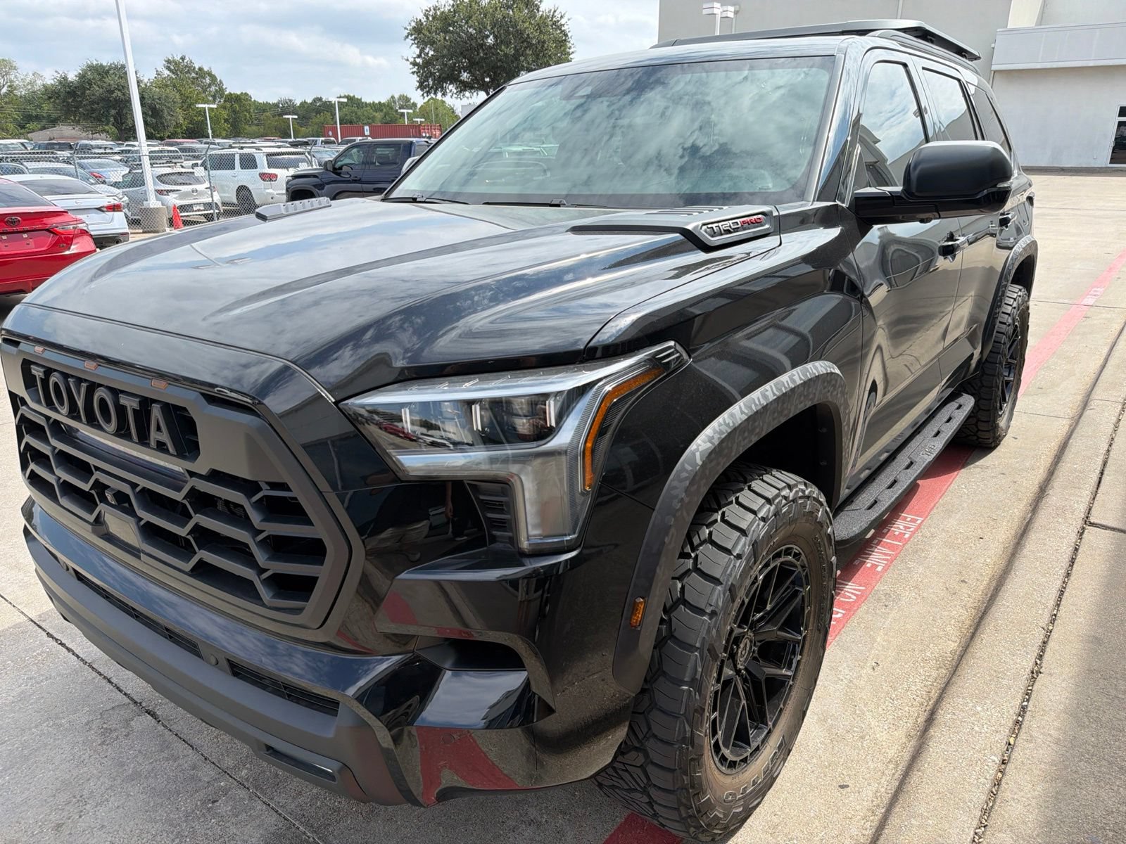 Used 2026 Toyota Sequoia TRD Pro AWD/4WD image 25