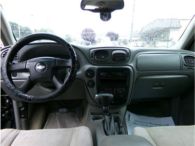 Used 2006 Chevrolet TrailBlazer LS w/ LS Preferred Equipment Group AWD/4WD image 9