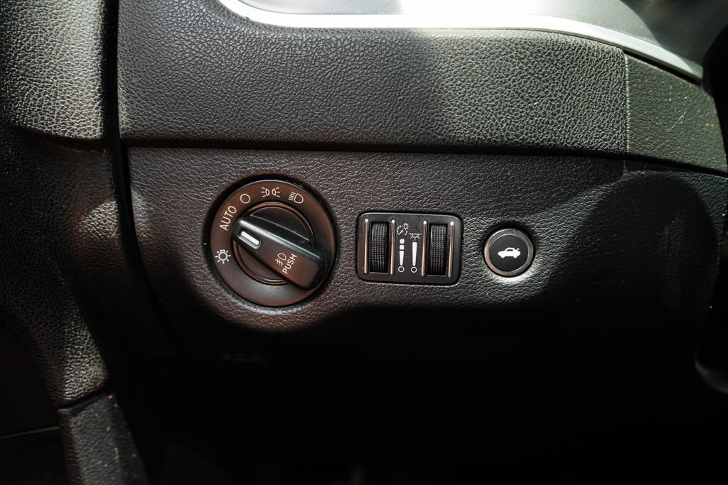 Used 2022 Dodge Charger GT RWD image 29