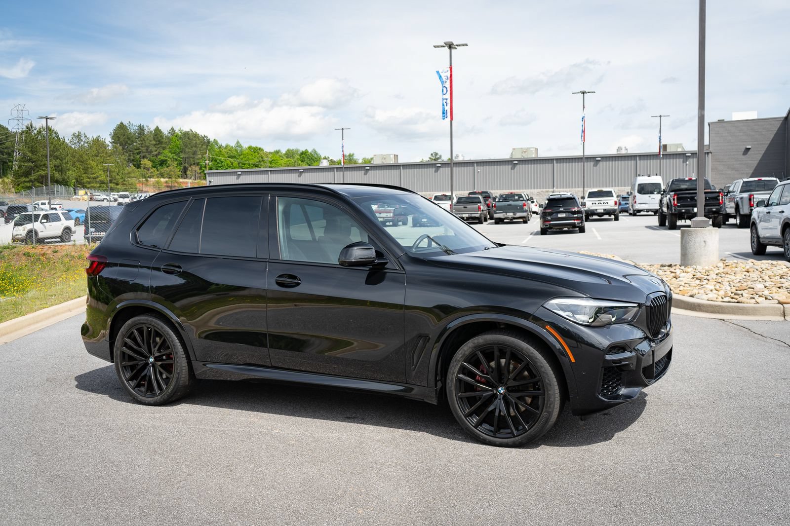 Used 2023 BMW X5 sDrive40i w/ M Sport Package RWD image 12