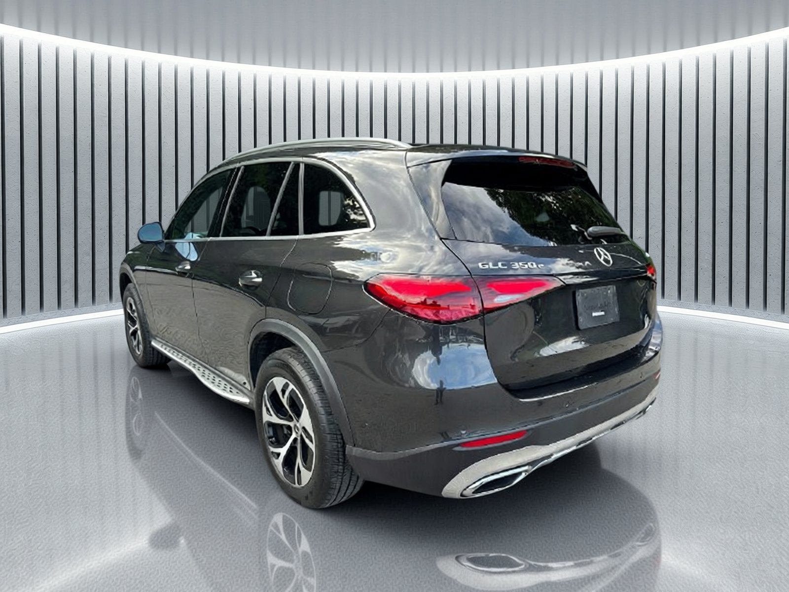 Certified 2026 Mercedes-Benz GLC 350e 4MATIC image 3
