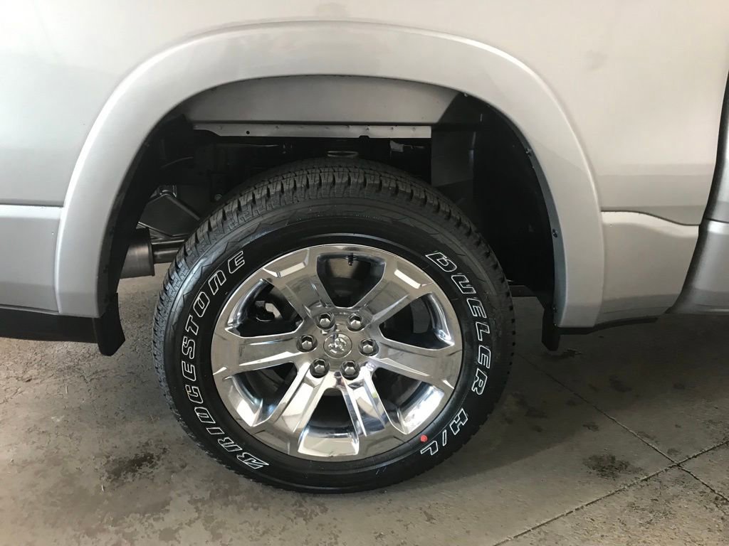 New 2026 RAM 1500 4x4 Crew Cab image 48