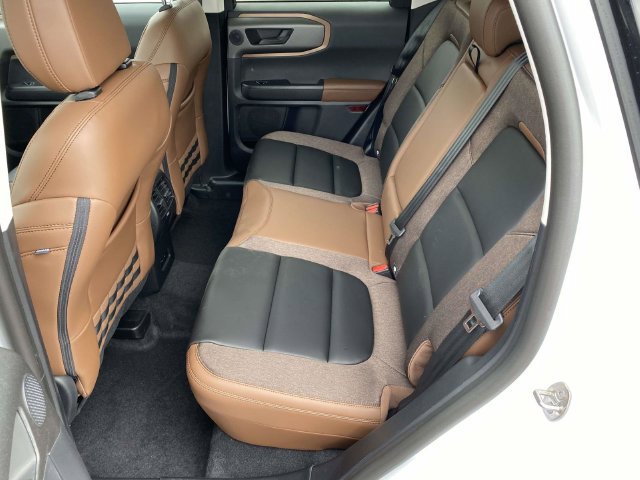 New 2026 Ford Bronco Sport Outer Banks w/ Outer Banks Tech Package+ AWD/4WD image 11