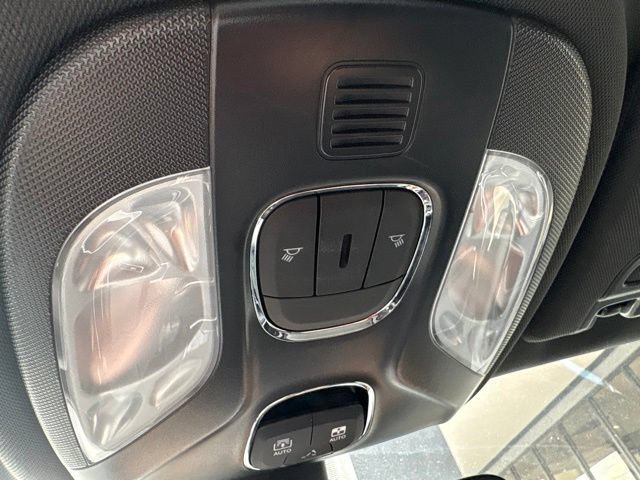 Used 2023 Jeep Compass High Altitude AWD/4WD image 21
