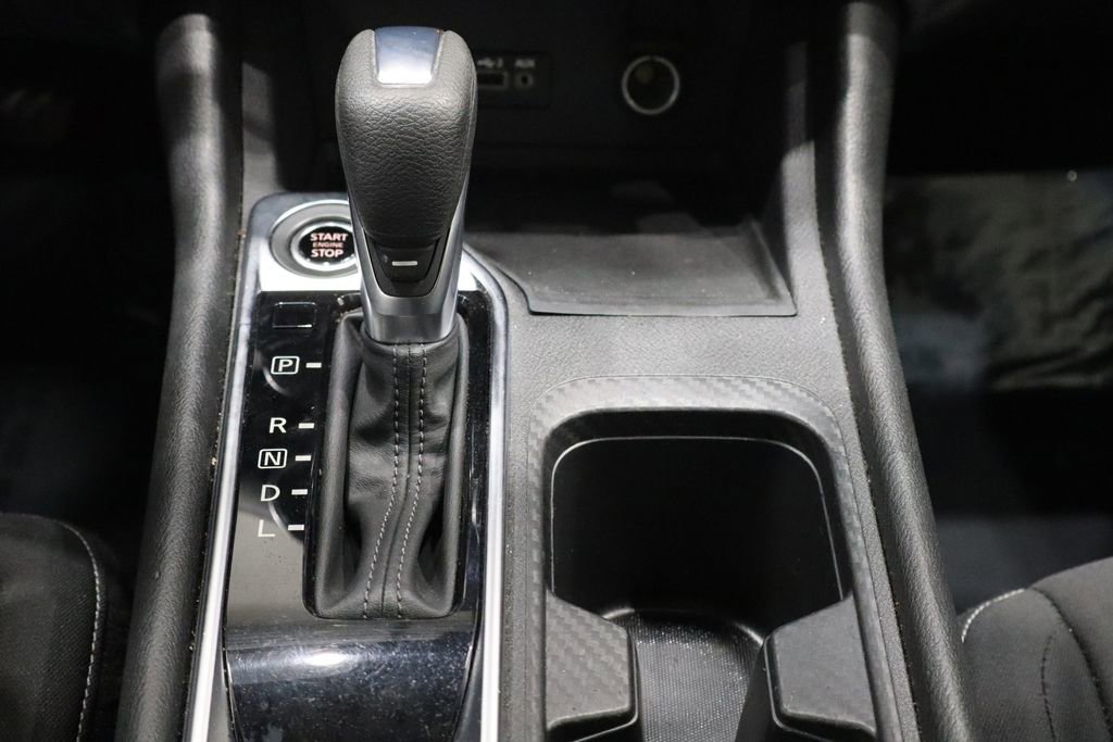 Used 2022 Nissan Sentra SV image 36