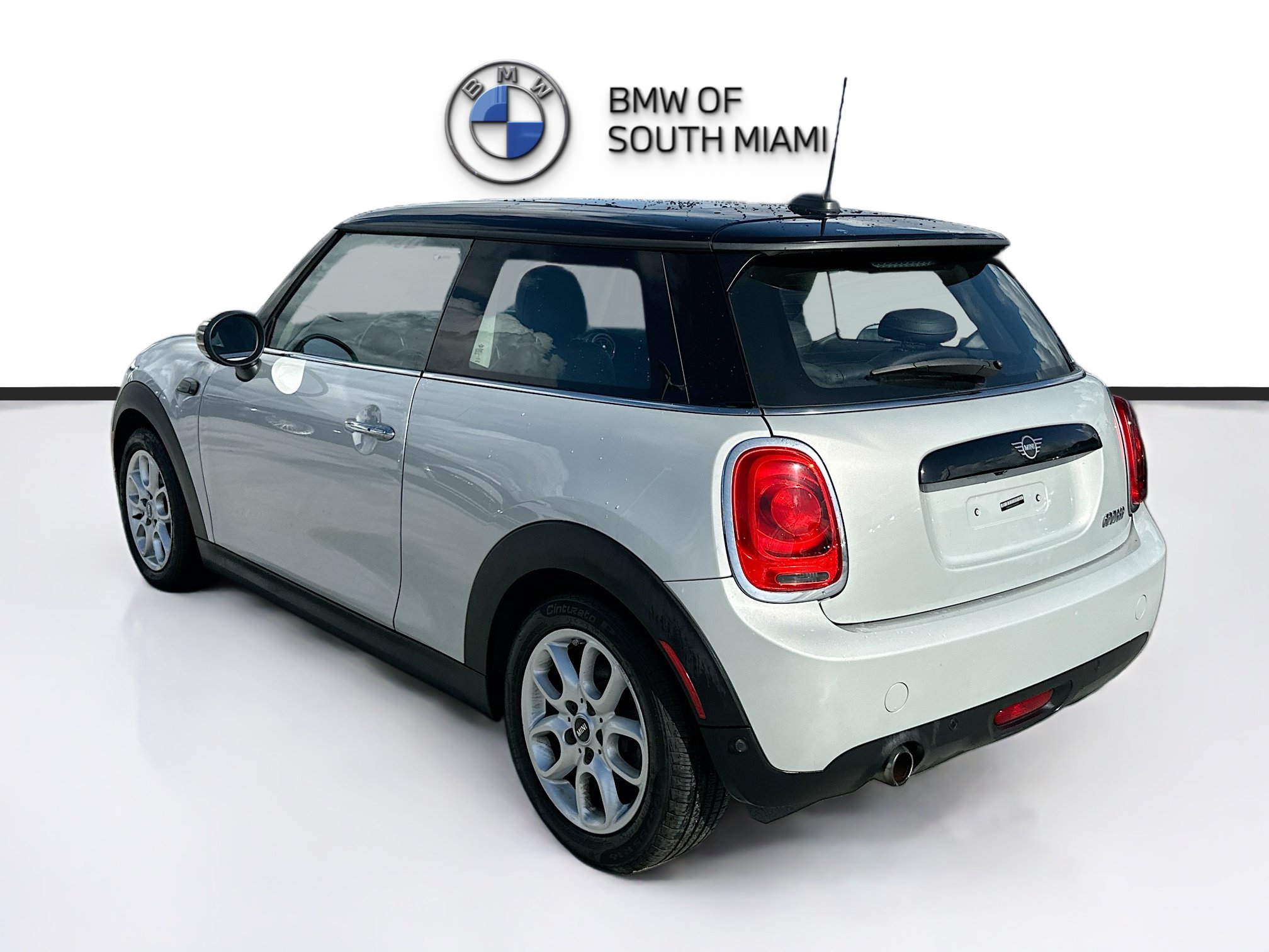Used 2019 MINI Cooper 2-Door Hardtop FWD image 5