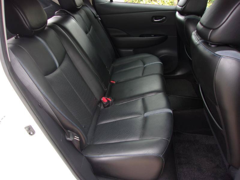Used 2018 Nissan Leaf SL w/ SL Technology Package FWD image 24