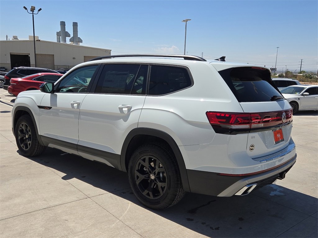 New 2025 Volkswagen Atlas Peak Edition SE image 7