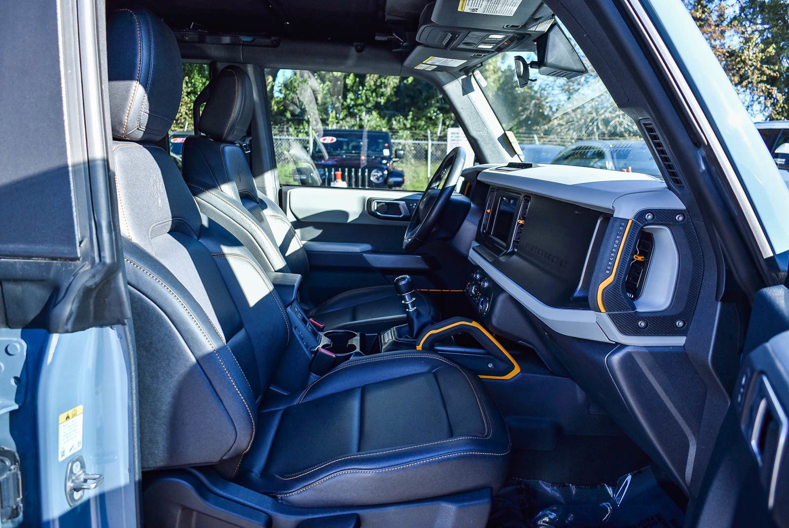 Used 2022 Ford Bronco Badlands image 16