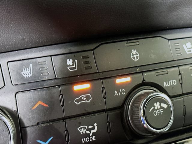 Used 2024 Dodge Durango GT RWD image 22