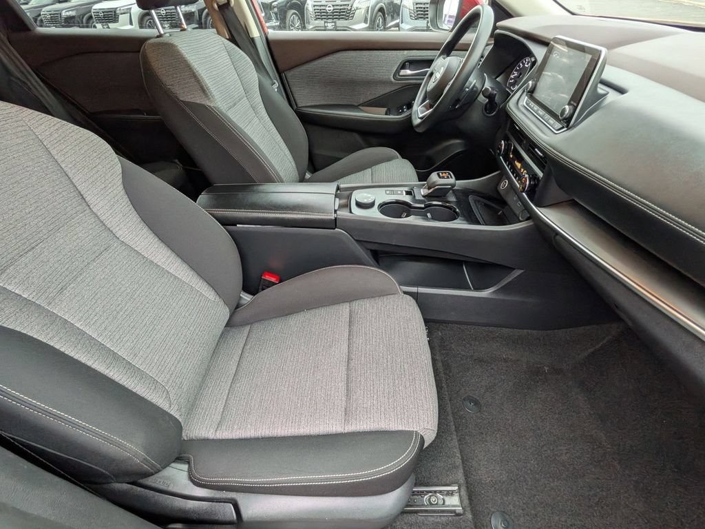 Used 2023 Nissan Rogue SV AWD/4WD image 22