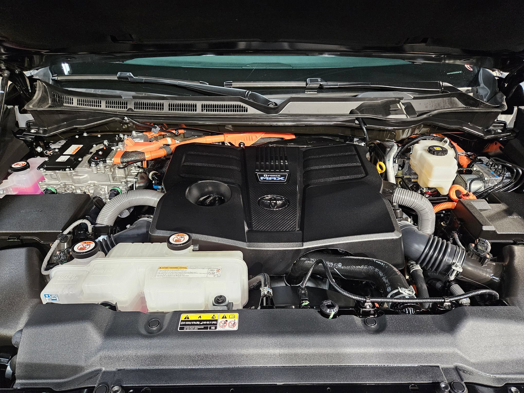 Certified 2025 Toyota Tundra TRD Pro AWD/4WD image 19