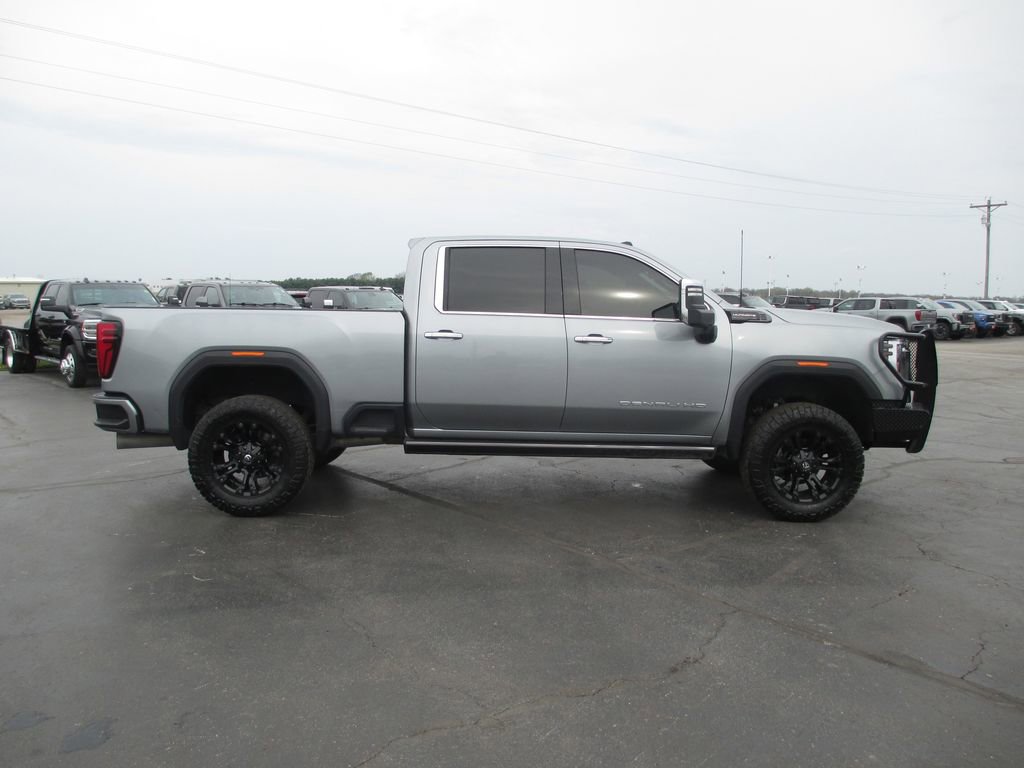 Used 2024 GMC Sierra 2500 Denali Ultimate w/ Max Trailering Package image 4