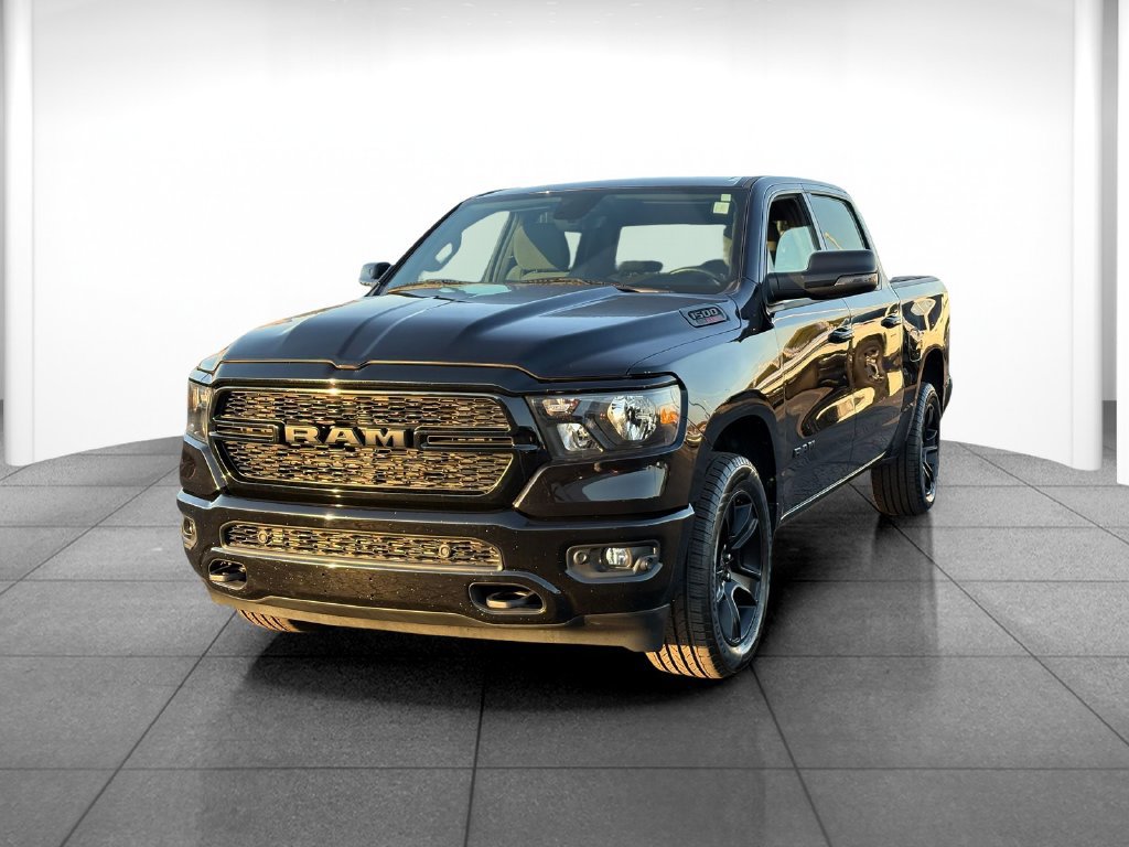Used 2023 RAM 1500 Big Horn AWD/4WD image 3