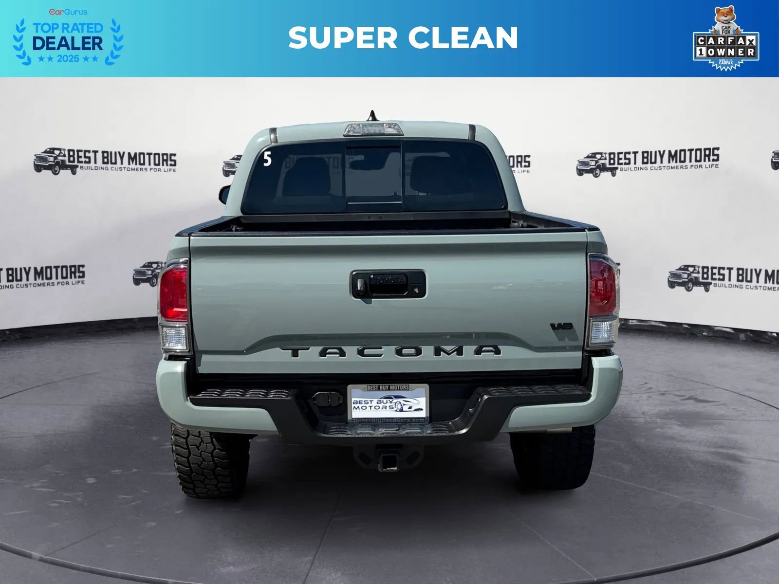 Used 2023 Toyota Tacoma TRD Off-Road AWD/4WD image 7