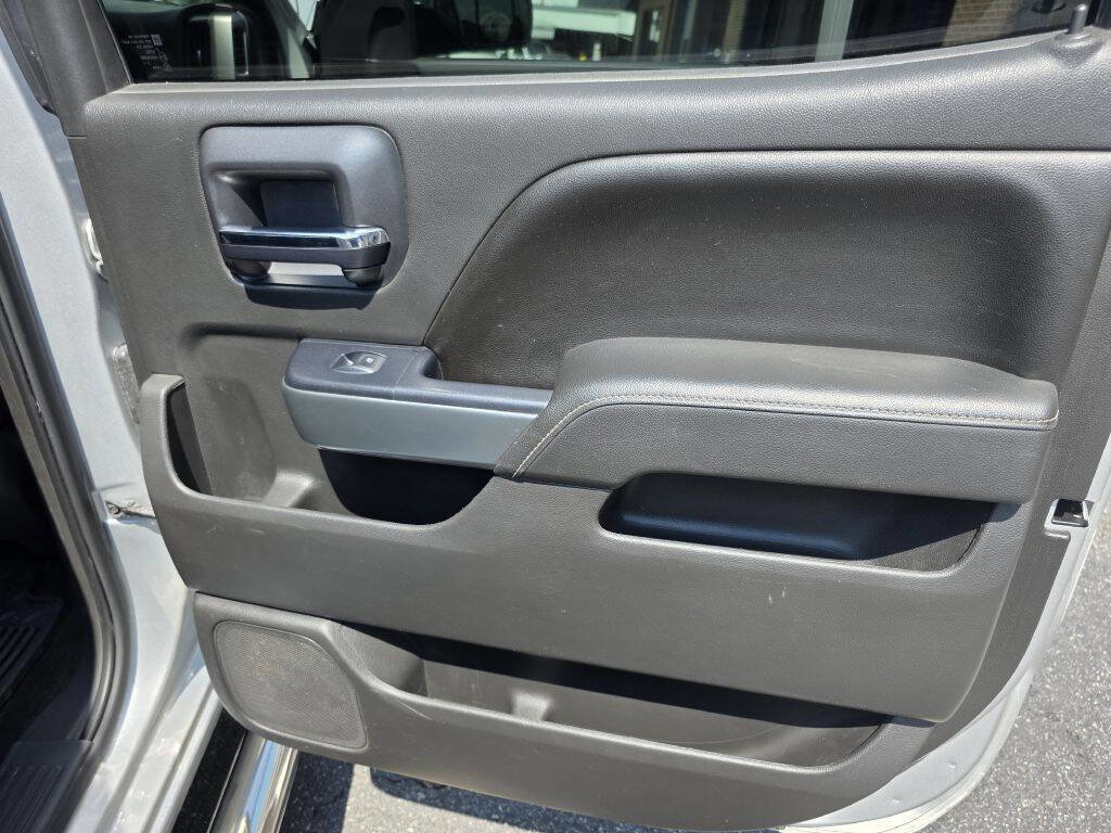 Used 2016 Chevrolet Silverado 1500 LT w/ All Star Edition image 30