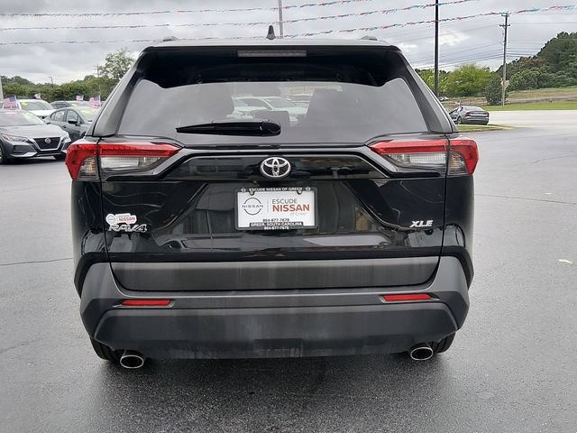 Used 2024 Toyota RAV4 XLE FWD image 4