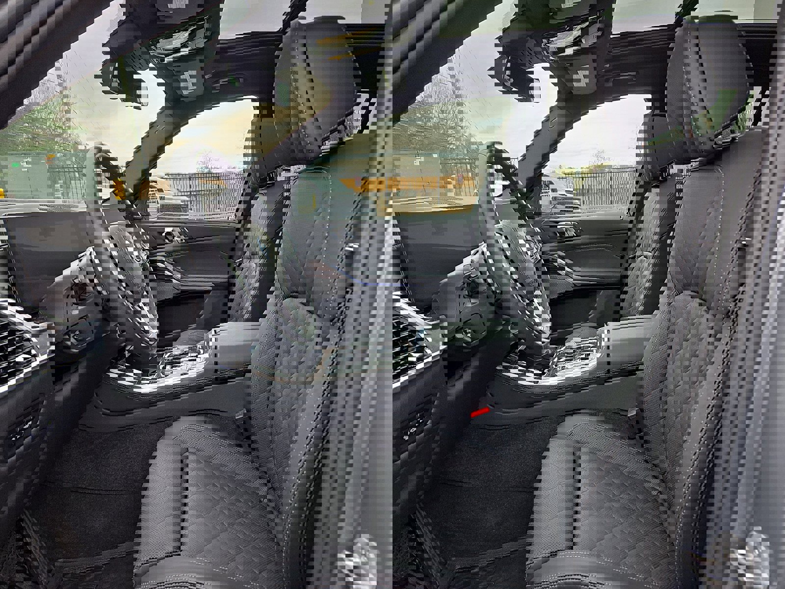 Used 2025 BMW X5 xDrive50e image 13