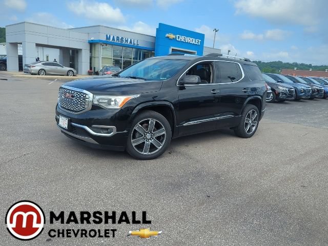 Used 2018 GMC Acadia Denali w/ Technology Package AWD/4WD image 1