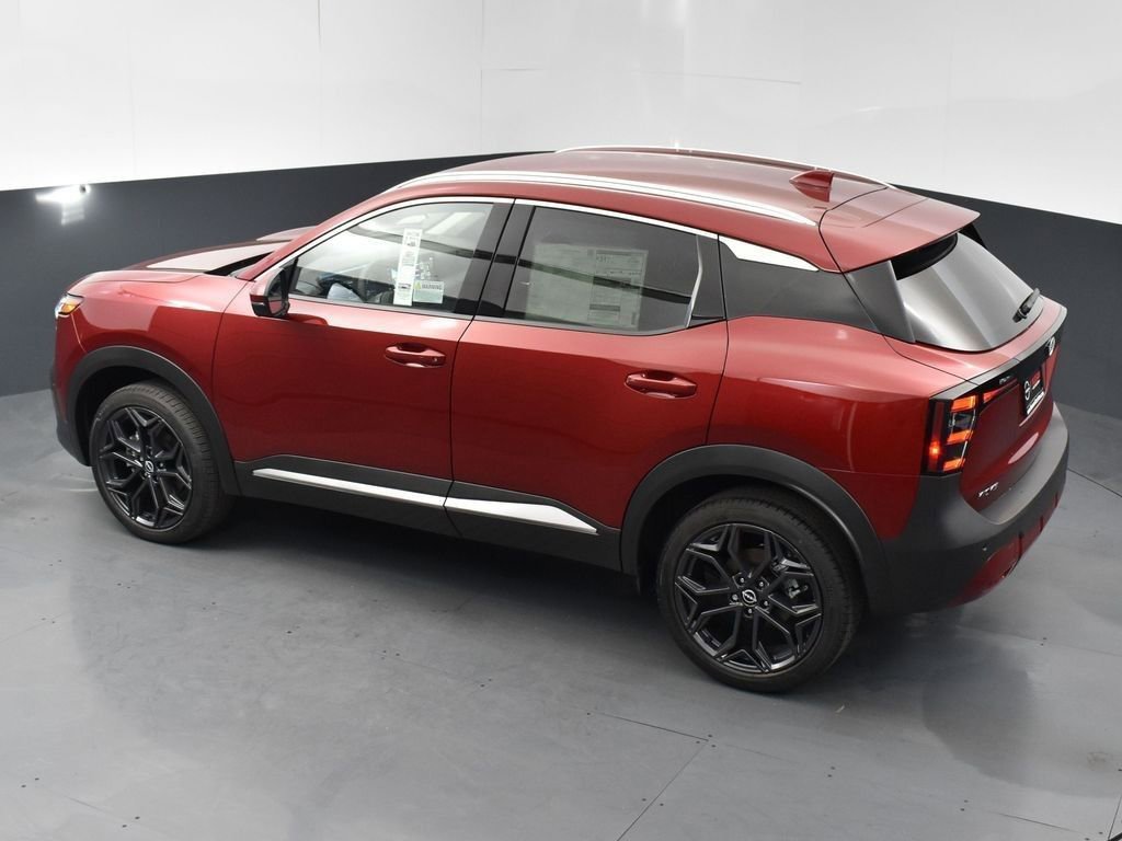 New 2025 Nissan Kicks SR FWD image 48