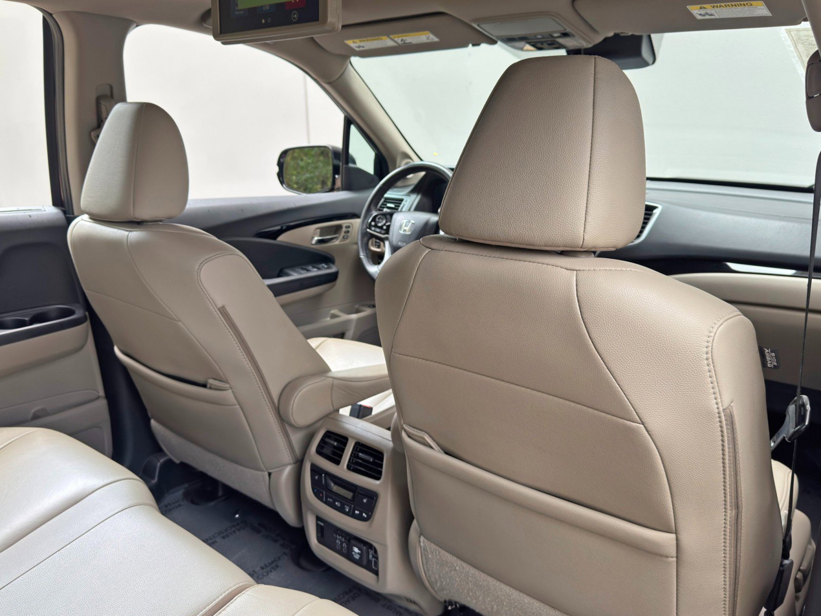 Used 2021 Honda Pilot Touring image 40