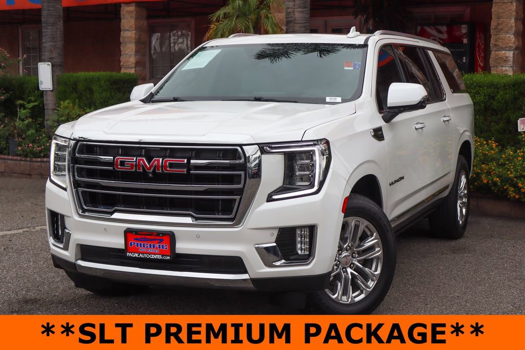 Used 2021 GMC Yukon XL SLT w/ SLT Premium Package image 4