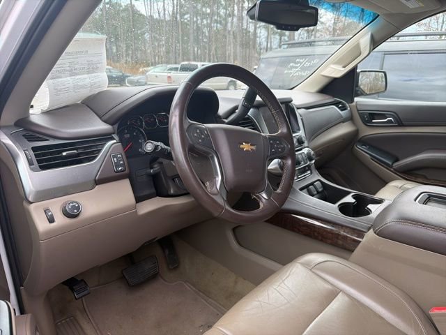 Used 2017 Chevrolet Suburban LT image 11
