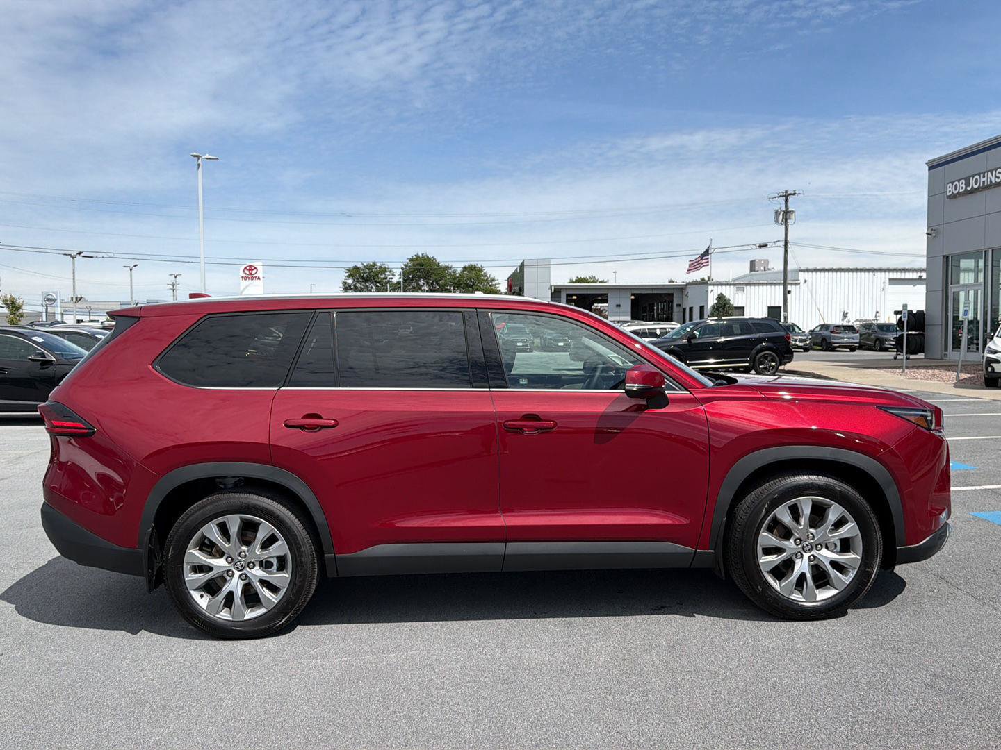 Used 2026 Toyota Grand Highlander AWD Hybrid image 2