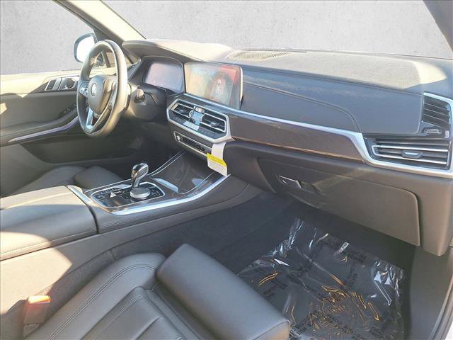 Used 2022 BMW X5 xDrive40i w/ Parking Assistance Package image 20