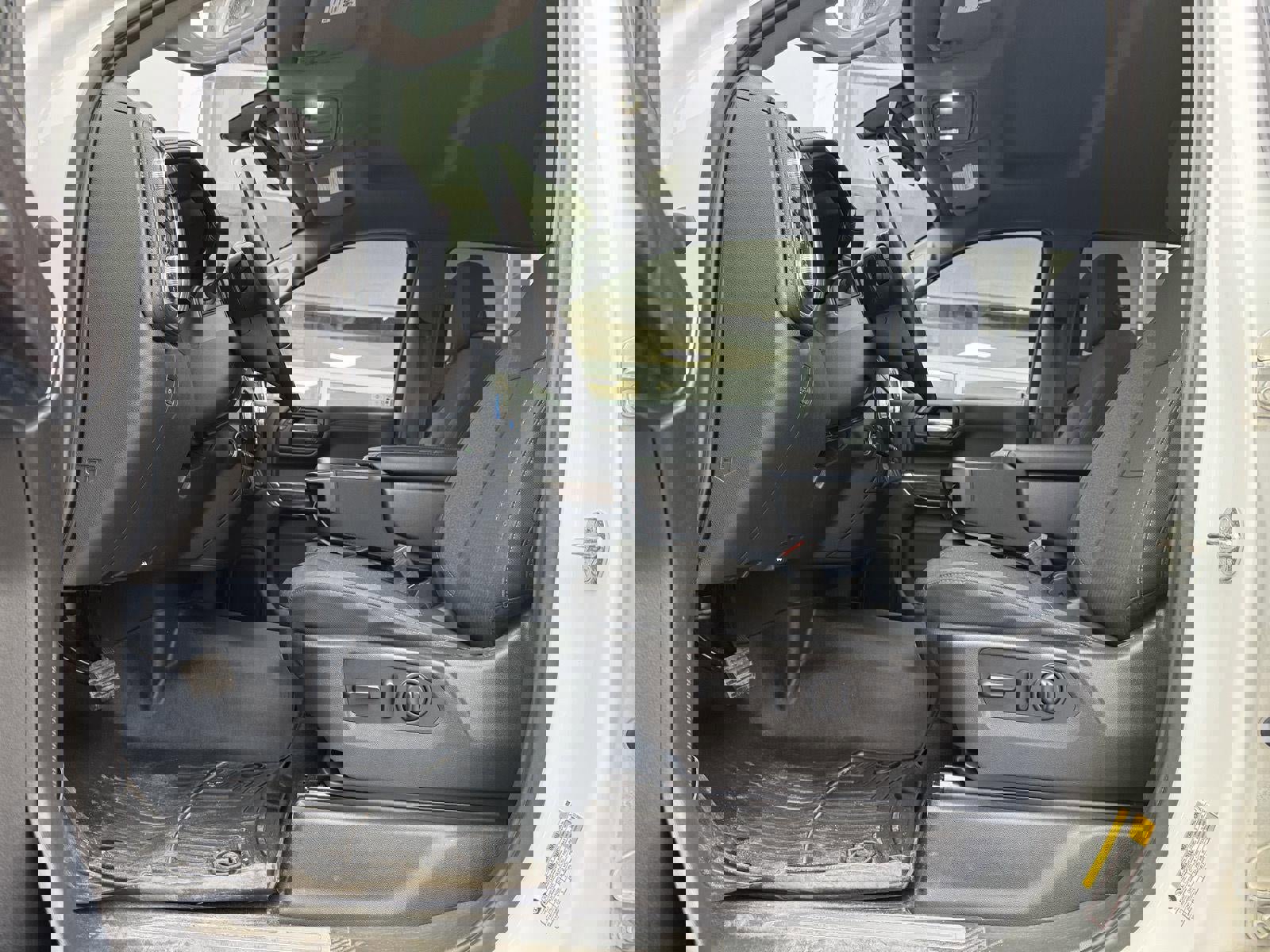 Used 2020 GMC Sierra 1500 Elevation w/ Elevation Value Package image 12