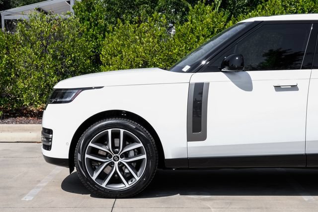 New 2027 Land Rover Range Rover Long Wheelbase SE AWD/4WD image 17