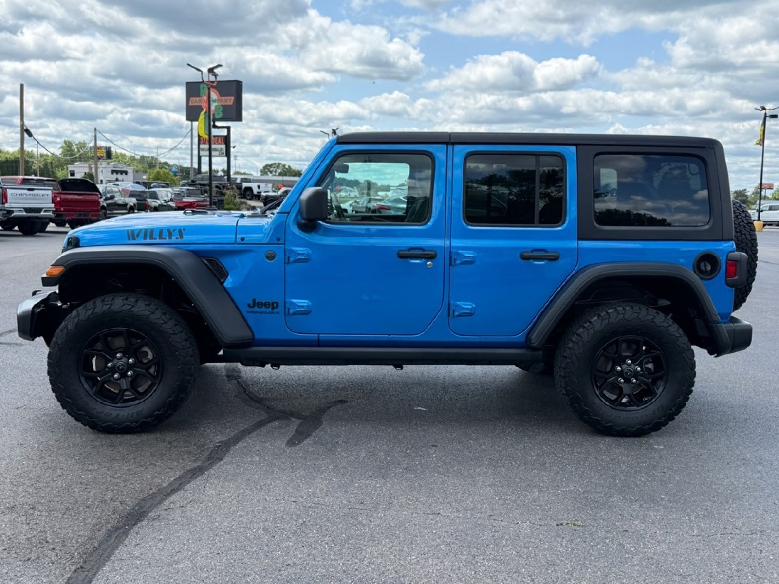 Used 2024 Jeep Wrangler Unlimited Sport AWD/4WD image 5