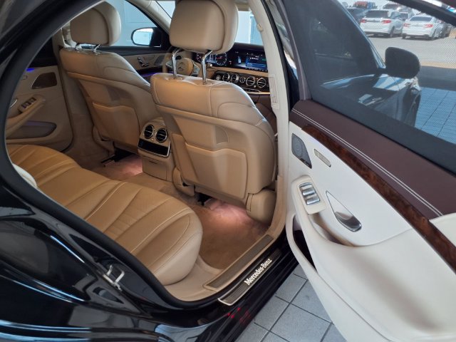 Used 2020 Mercedes-Benz S 560 Sedan image 25