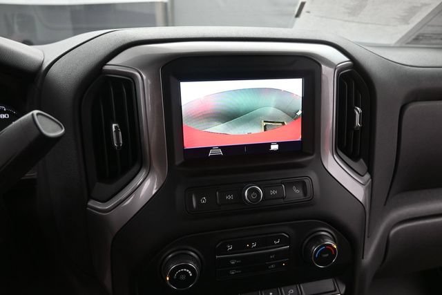 Used 2020 Chevrolet Silverado 1500 Custom w/ Custom Value Package AWD/4WD image 33