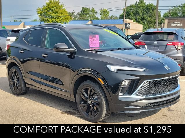 Used 2024 Buick Encore GX Sport Touring w/ Comfort Package AWD/4WD image 3