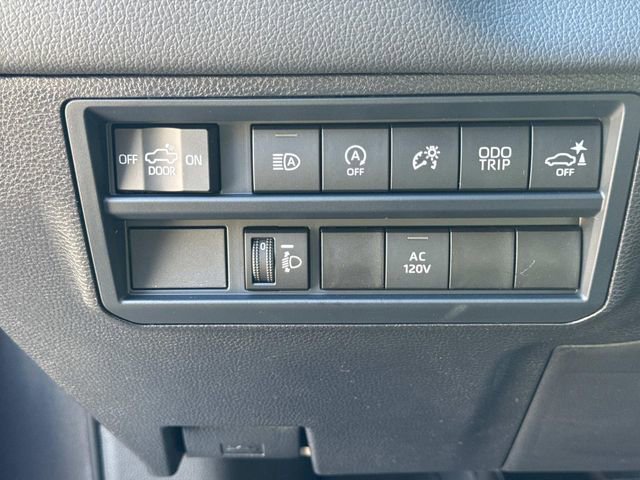 New 2026 Toyota Tundra Limited AWD/4WD image 22