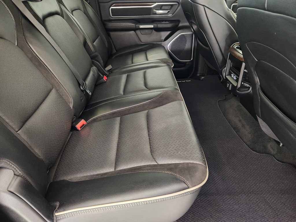 Used 2021 RAM 1500 Laramie RWD image 32