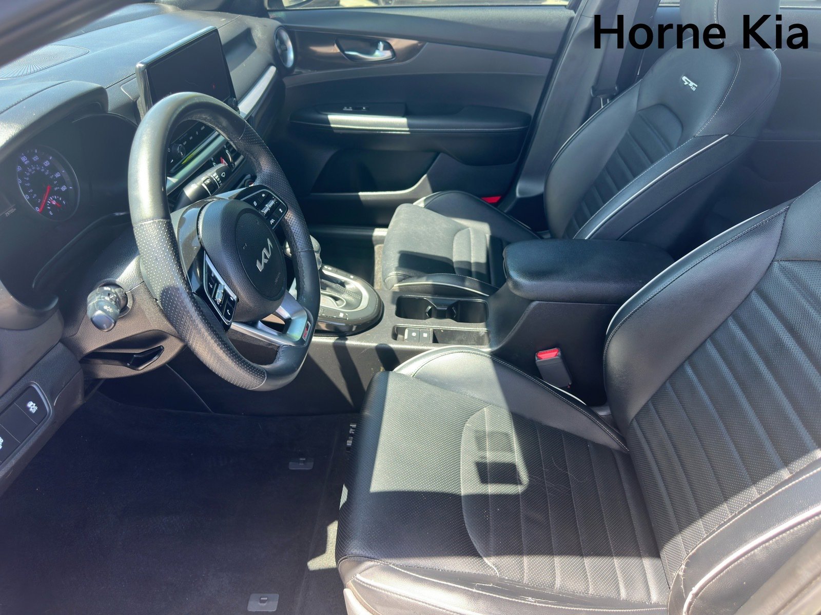 Certified 2023 Kia Forte GT-Line w/ GT-Line Premium Package FWD image 9