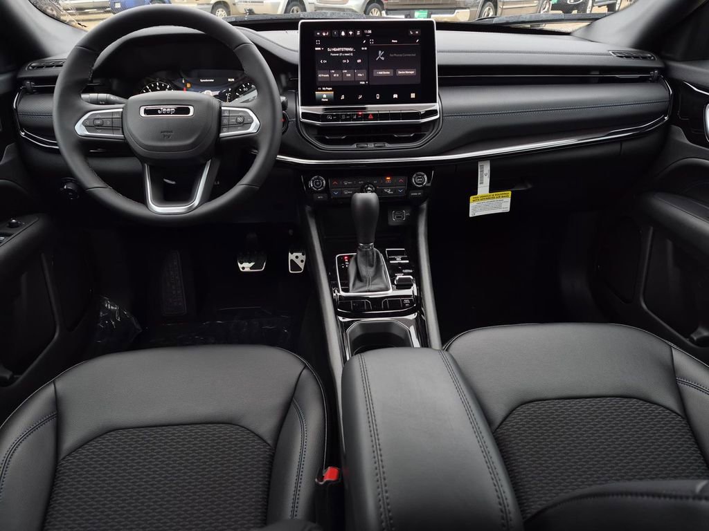 New 2026 Jeep Compass Latitude image 15