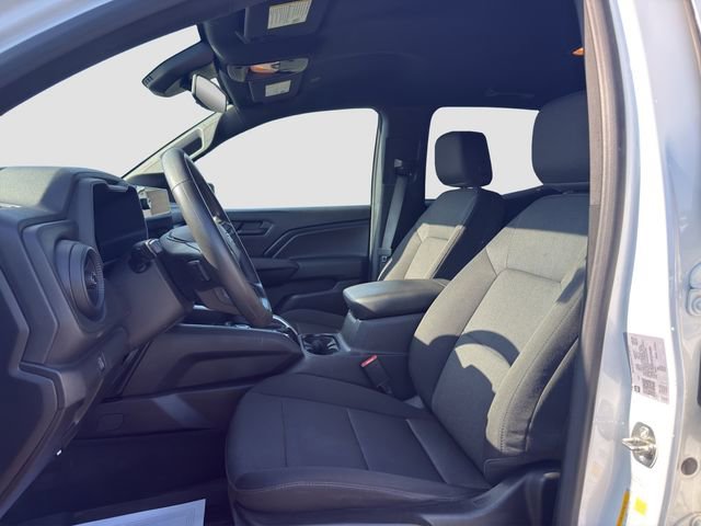 Used 2023 Chevrolet Colorado Trail Boss w/ Technology Package AWD/4WD image 9
